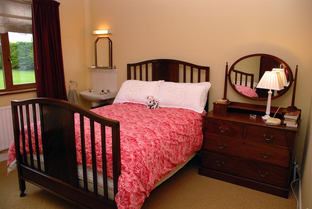 Cradog Farmhouse B&B Urlingford 객실 사진
